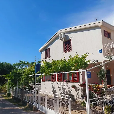 Apartments Tisno Apartman